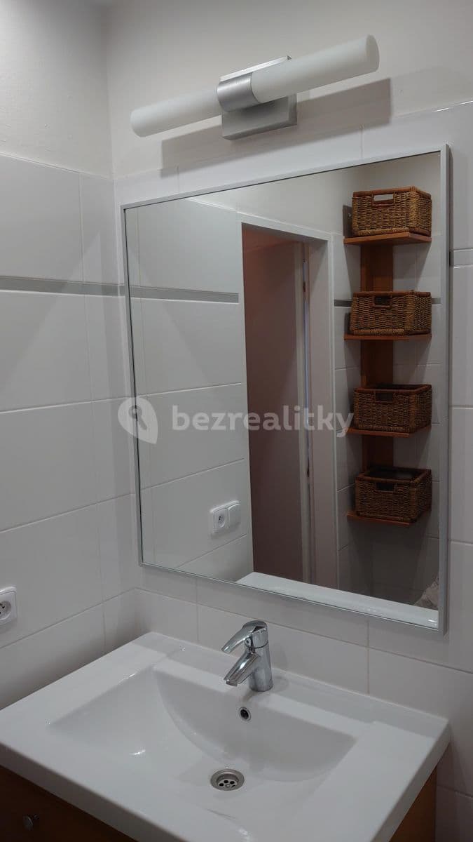 3 bedroom flat to rent, 64 m², Arménská, Brno, Jihomoravský Region 3 bedroom flat to rent, 64 m², Arménská, Brno, Jihomoravský Region