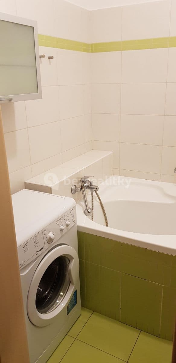 2 bedroom flat to rent, 68 m², Nučická, Prague, Prague 2 bedroom flat to rent, 68 m², Nučická, Prague, Prague