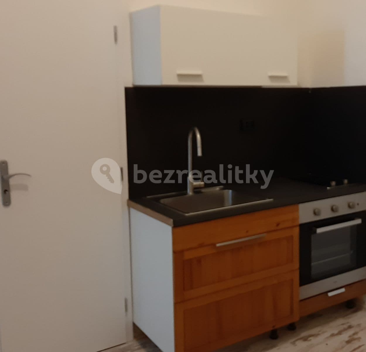 1 bedroom flat to rent, 40 m², Korunní, Prague, Prague 1 bedroom flat to rent, 40 m², Korunní, Prague, Prague