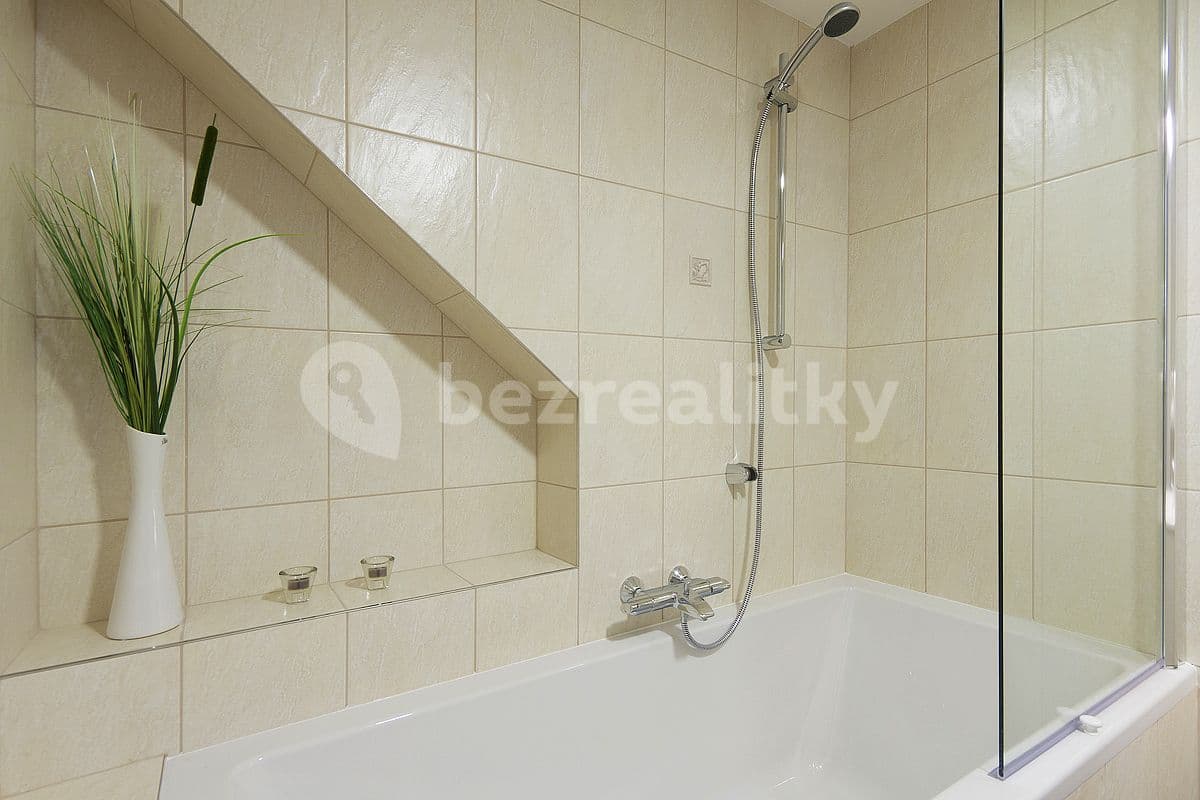 3 bedroom flat to rent, 120 m², Vltavská, Prague, Prague 3 bedroom flat to rent, 120 m², Vltavská, Prague, Prague