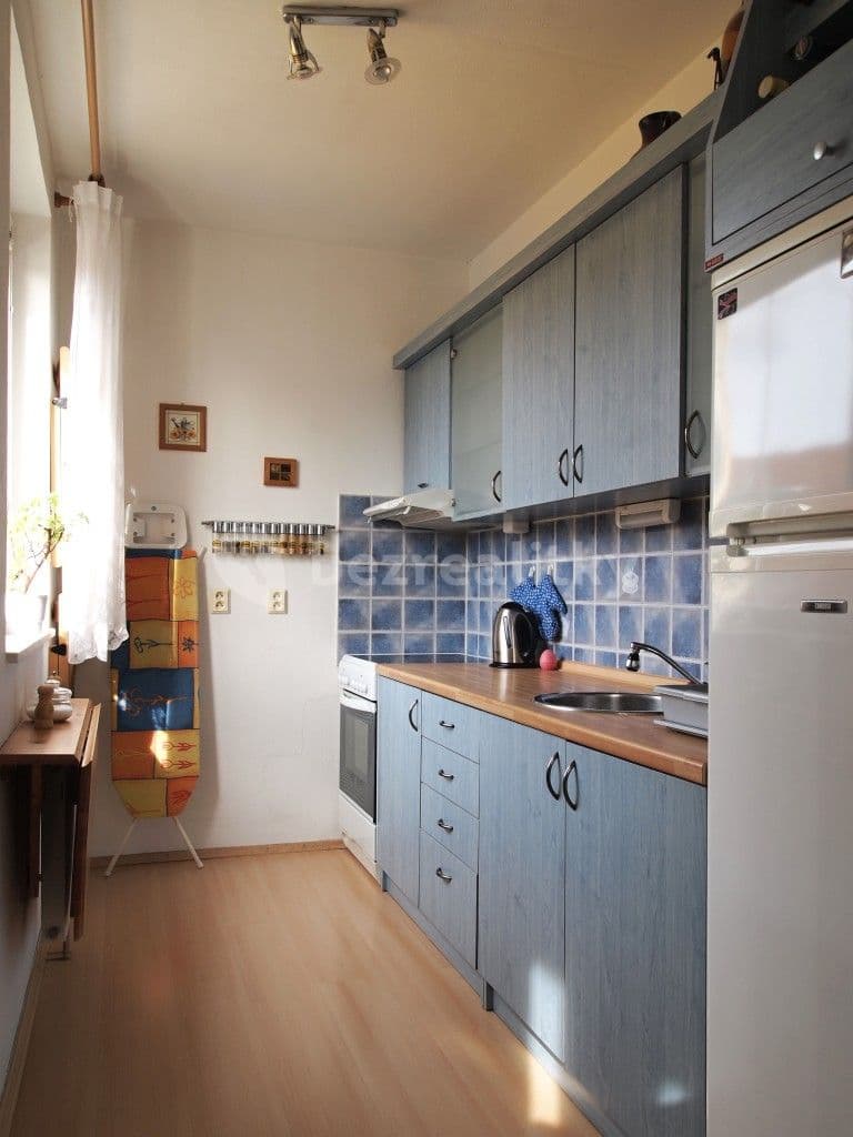 1 bedroom flat to rent, 30 m², Bednářova, Brno, Jihomoravský Region 1 bedroom flat to rent, 30 m², Bednářova, Brno, Jihomoravský Region