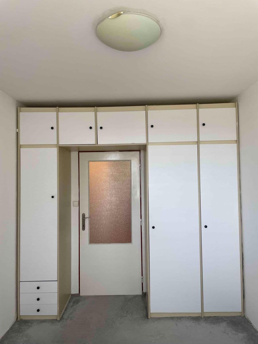 1 bedroom with open-plan kitchen flat to rent, 44 m², Hábova, Prague, Prague 1 bedroom with open-plan kitchen flat to rent, 44 m², Hábova, Prague, Prague