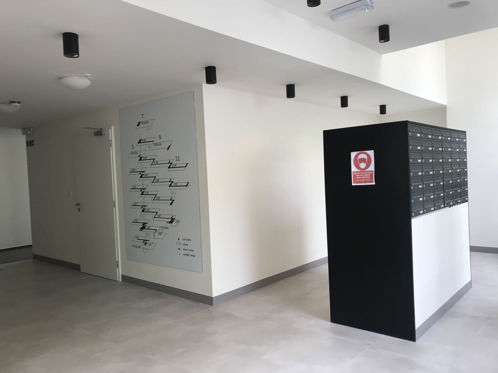 Studio flat to rent, 26 m², Perucká, Prague, Prague Studio flat to rent, 26 m², Perucká, Prague, Prague