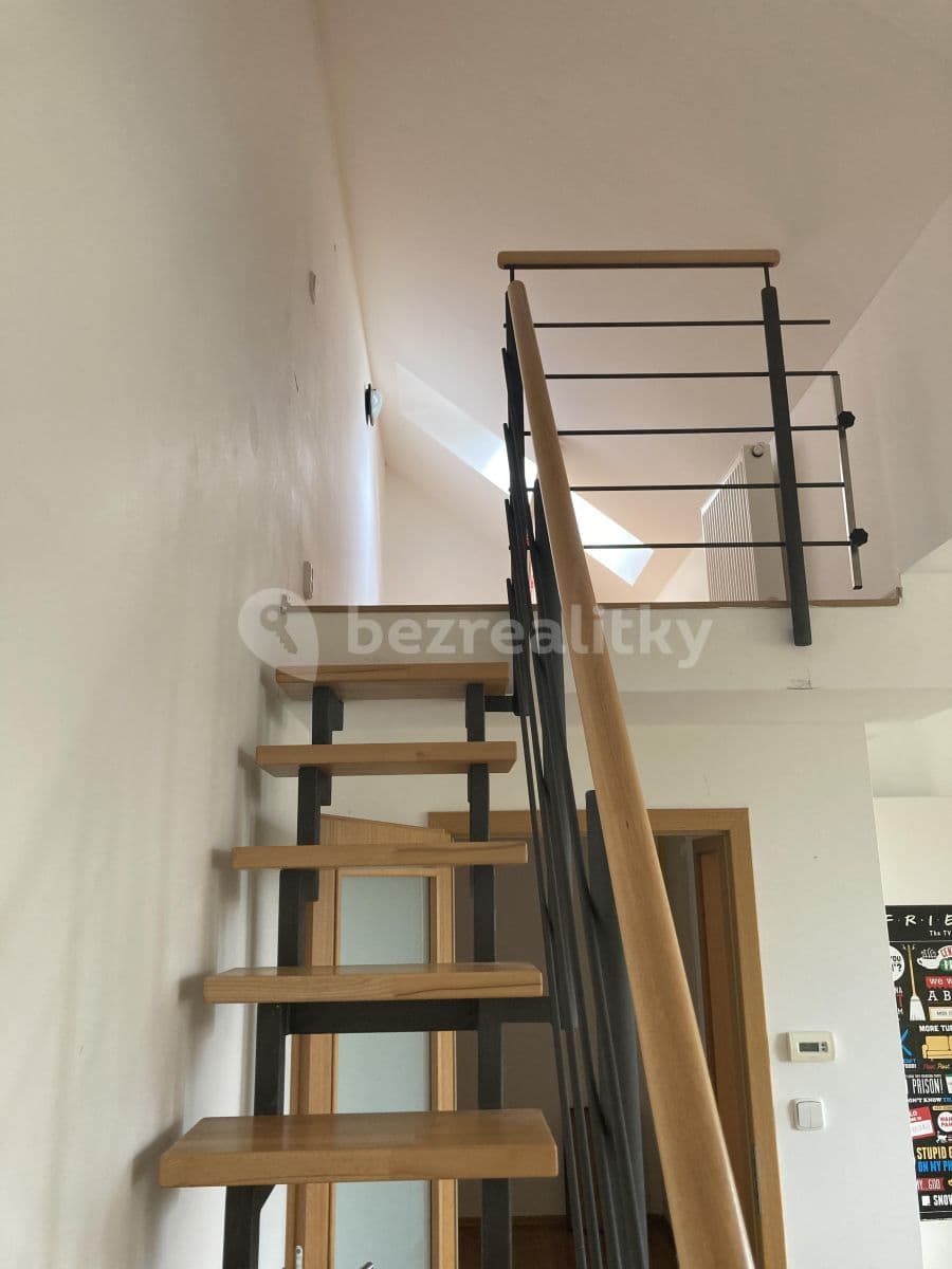 1 bedroom with open-plan kitchen flat to rent, 50 m², Jabloňová, Prague, Prague 1 bedroom with open-plan kitchen flat to rent, 50 m², Jabloňová, Prague, Prague