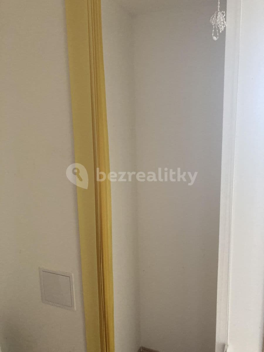 1 bedroom with open-plan kitchen flat to rent, 50 m², Jabloňová, Prague, Prague 1 bedroom with open-plan kitchen flat to rent, 50 m², Jabloňová, Prague, Prague