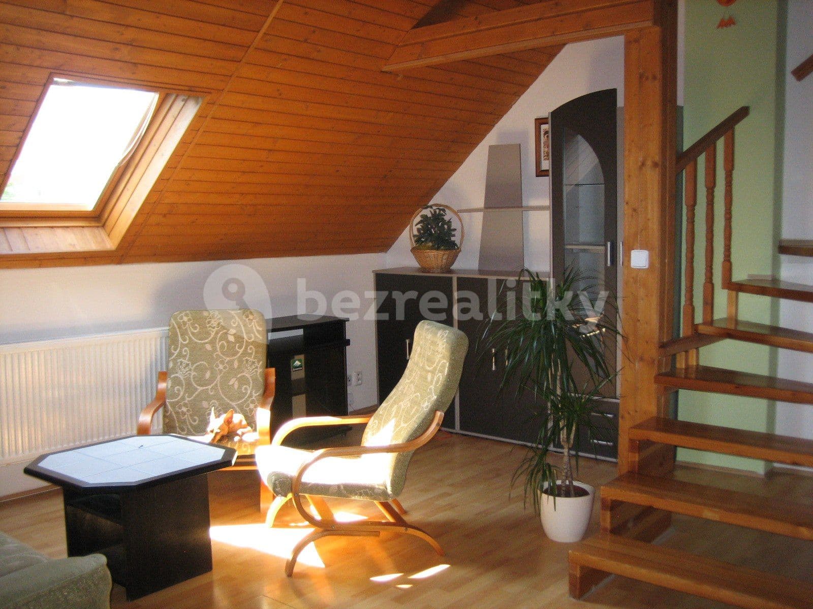 2 bedroom with open-plan kitchen flat to rent, 95 m², Mozartova, Olomouc, Olomoucký Region 2 bedroom with open-plan kitchen flat to rent, 95 m², Mozartova, Olomouc, Olomoucký Region