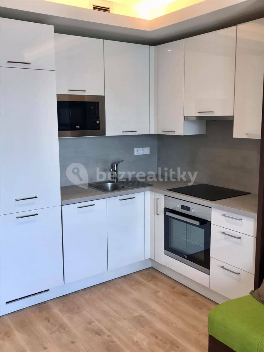 Studio flat to rent, 26 m², Útulný 1kk byt s terasou, Prague, Prague Studio flat to rent, 26 m², Útulný 1kk byt s terasou, Prague, Prague
