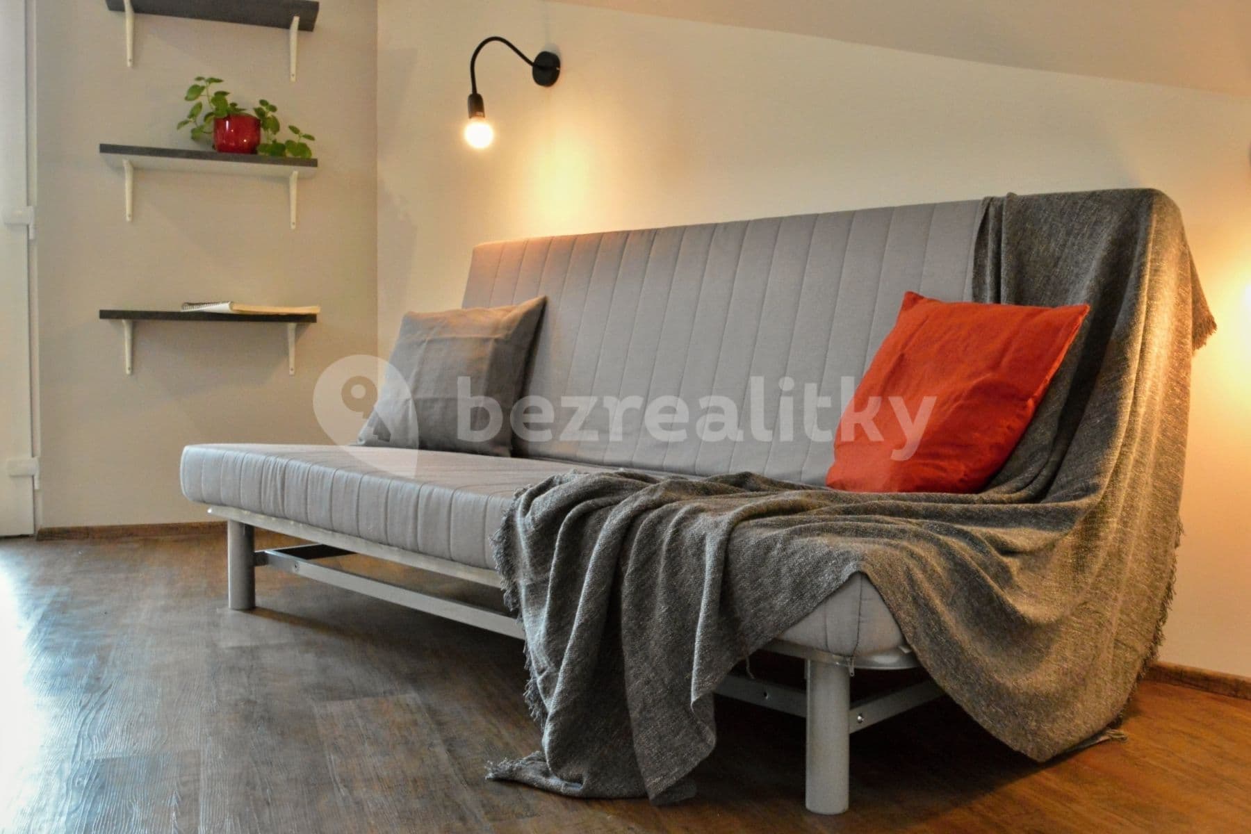 1 bedroom with open-plan kitchen flat to rent, 35 m², K Vinoři, Prague, Prague 1 bedroom with open-plan kitchen flat to rent, 35 m², K Vinoři, Prague, Prague