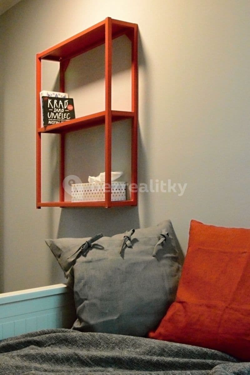 1 bedroom with open-plan kitchen flat to rent, 35 m², K Vinoři, Prague, Prague 1 bedroom with open-plan kitchen flat to rent, 35 m², K Vinoři, Prague, Prague