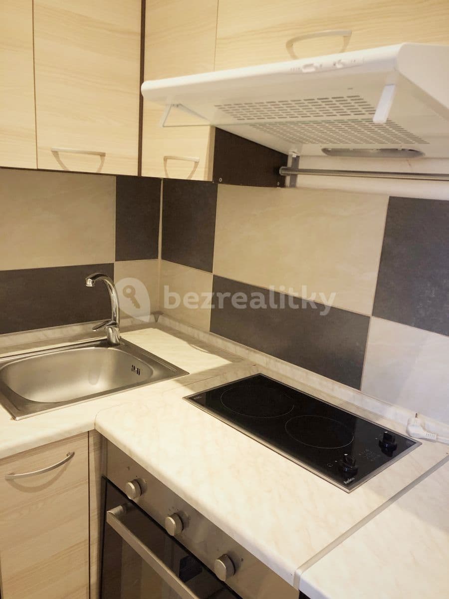 Studio flat to rent, 27 m², Prostřední, Prague, Prague Studio flat to rent, 27 m², Prostřední, Prague, Prague