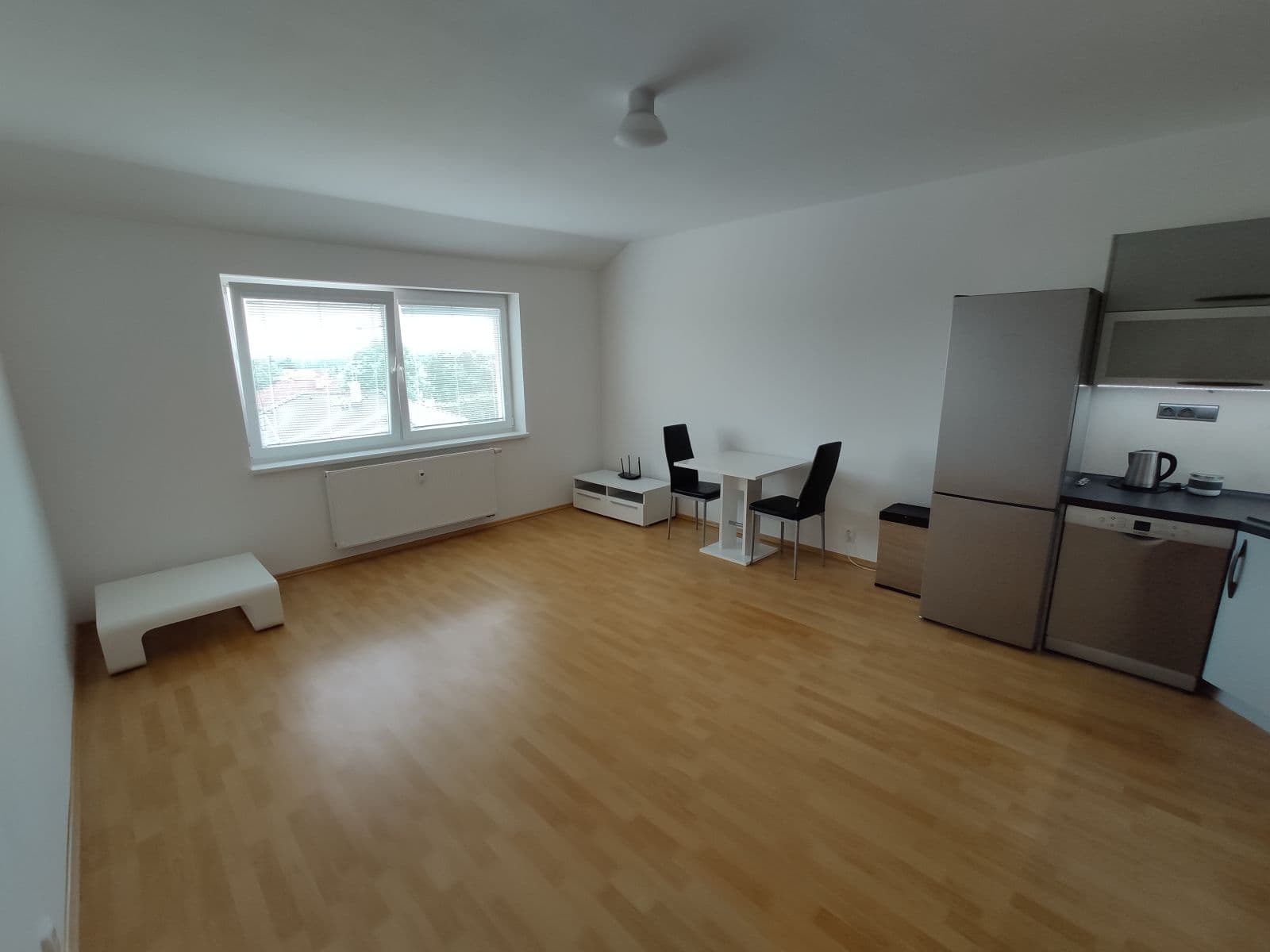 Studio flat to rent, 35 m², Vilová, Jirny, Středočeský Region Studio flat to rent, 35 m², Vilová, Jirny, Středočeský Region