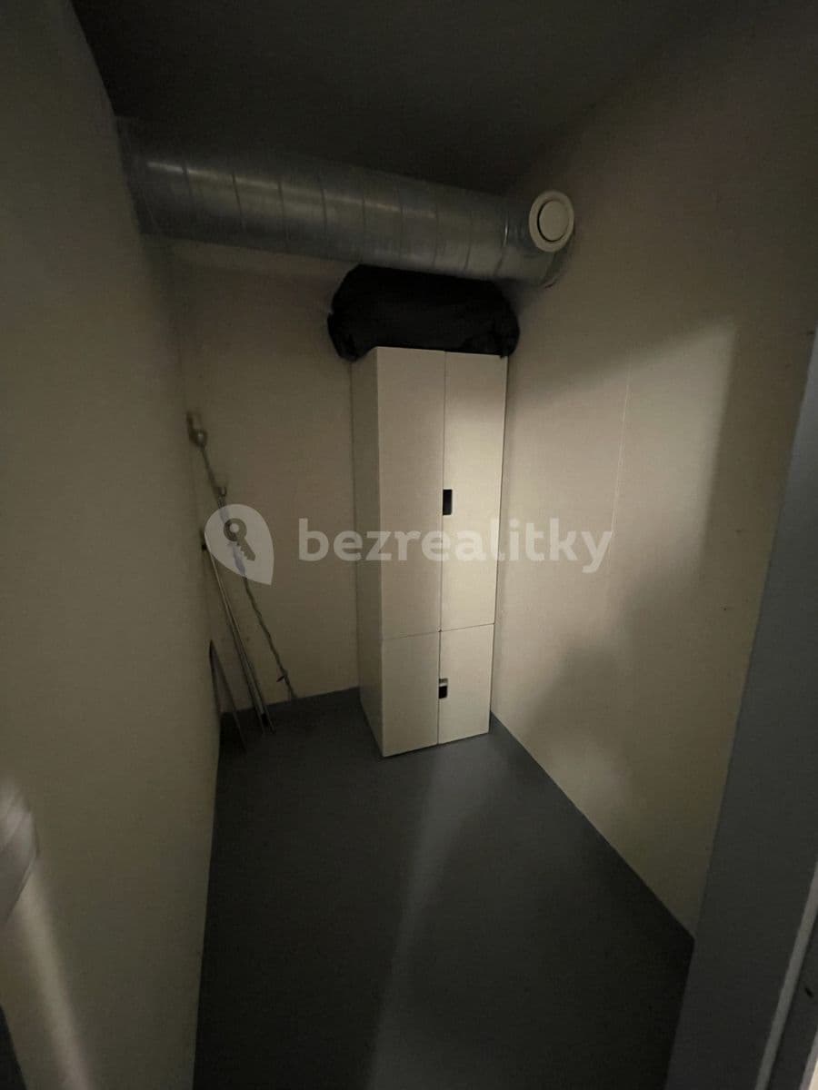 Studio flat to rent, 37 m², Kadečkové, Prague, Prague Studio flat to rent, 37 m², Kadečkové, Prague, Prague