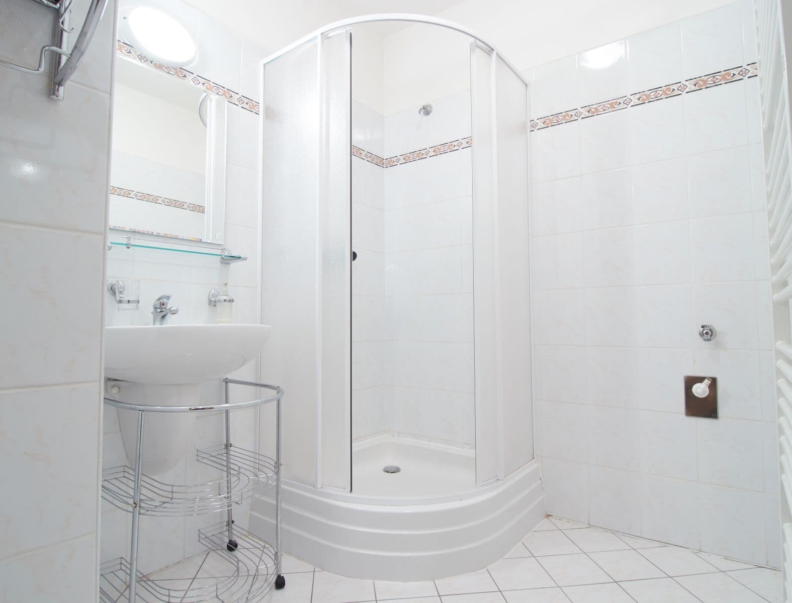 Studio flat to rent, 41 m², Lukášova, Prague, Prague Studio flat to rent, 41 m², Lukášova, Prague, Prague