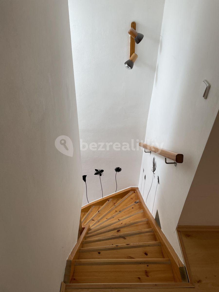 2 bedroom with open-plan kitchen flat to rent, 83 m², Pod Vilami, Prague, Prague
