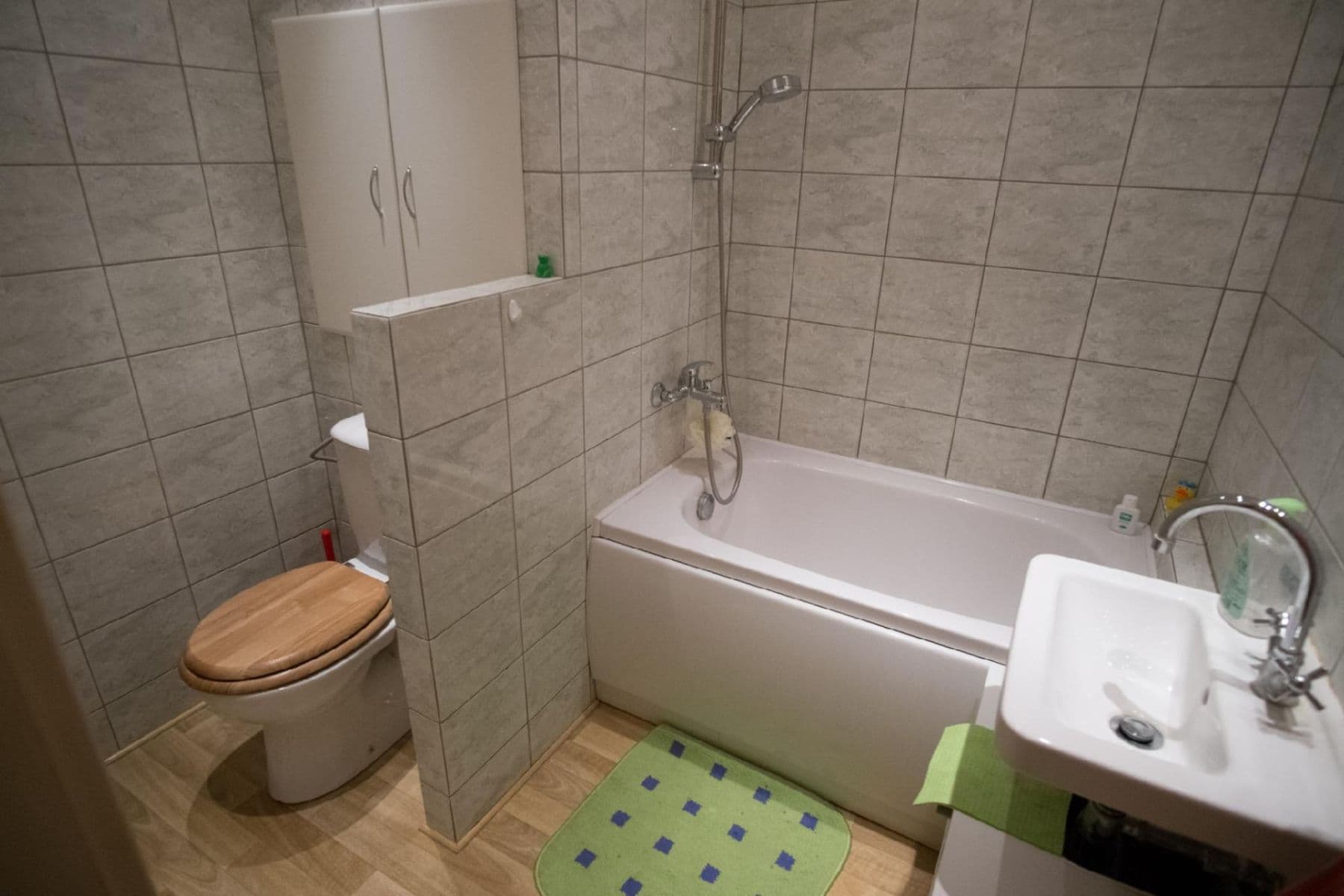 Studio flat to rent, 30 m², Krynická, Prague, Prague Studio flat to rent, 30 m², Krynická, Prague, Prague