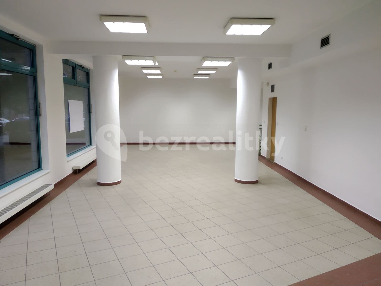non-residential property to rent, 154 m², Bratří Dohalských, Prague, Prague non-residential property to rent, 154 m², Bratří Dohalských, Prague, Prague