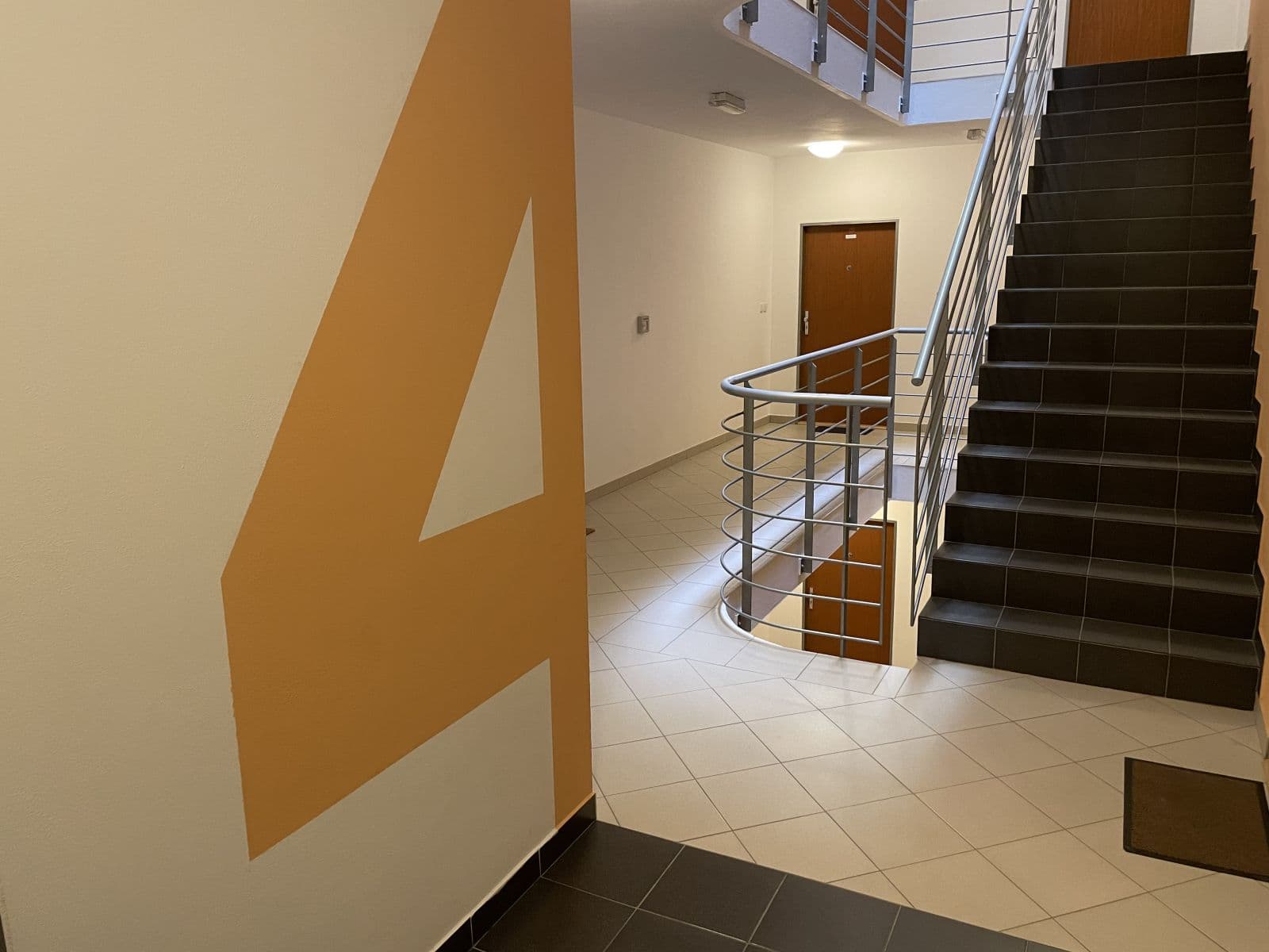 Studio flat to rent, 55 m², Na Kopečku, Prague, Prague Studio flat to rent, 55 m², Na Kopečku, Prague, Prague