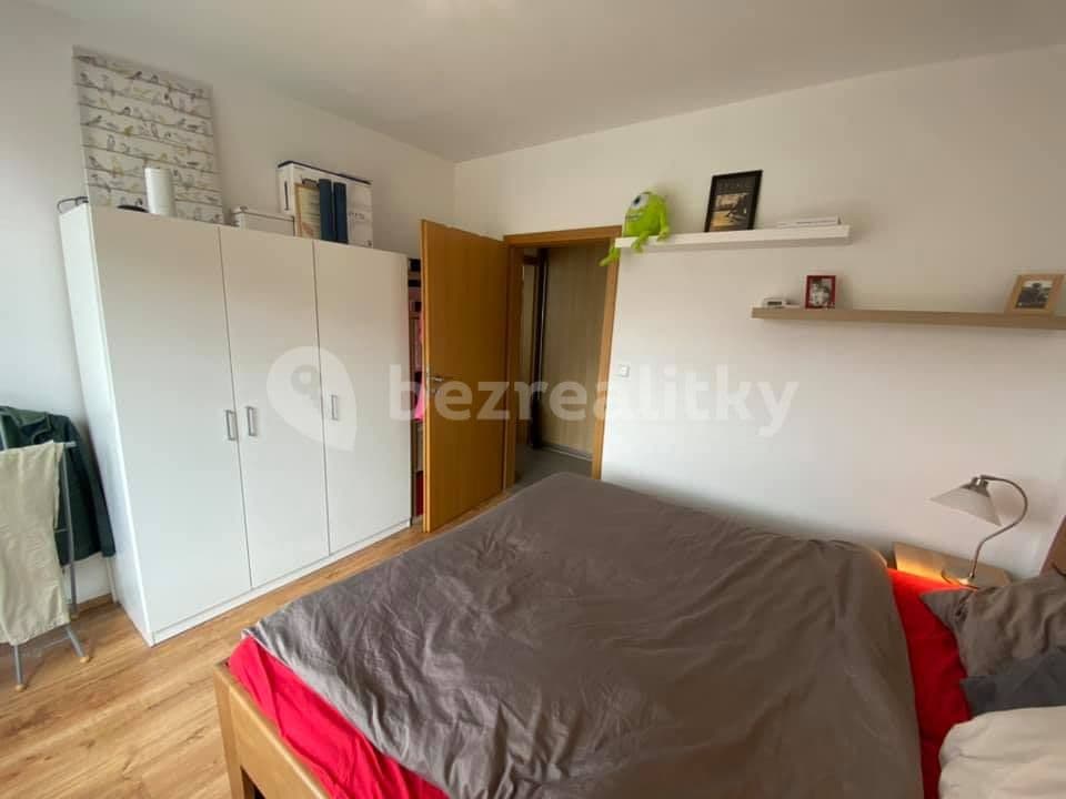 2 bedroom with open-plan kitchen flat to rent, 79 m², Na Fialce, Říčany, Středočeský Region 2 bedroom with open-plan kitchen flat to rent, 79 m², Na Fialce, Říčany, Středočeský Region
