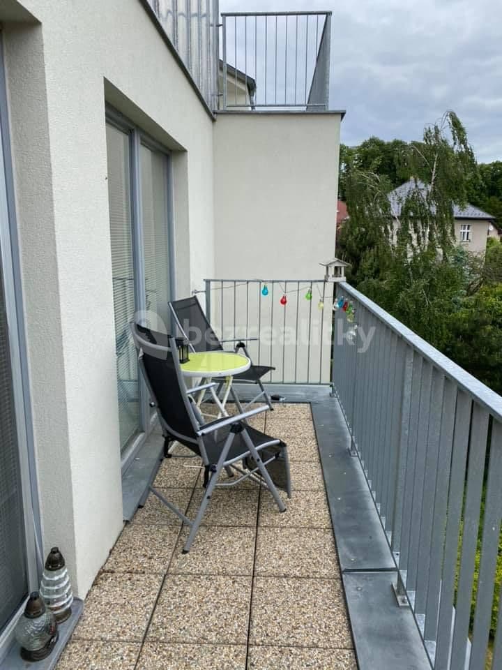 2 bedroom with open-plan kitchen flat to rent, 79 m², Na Fialce, Říčany, Středočeský Region 2 bedroom with open-plan kitchen flat to rent, 79 m², Na Fialce, Říčany, Středočeský Region