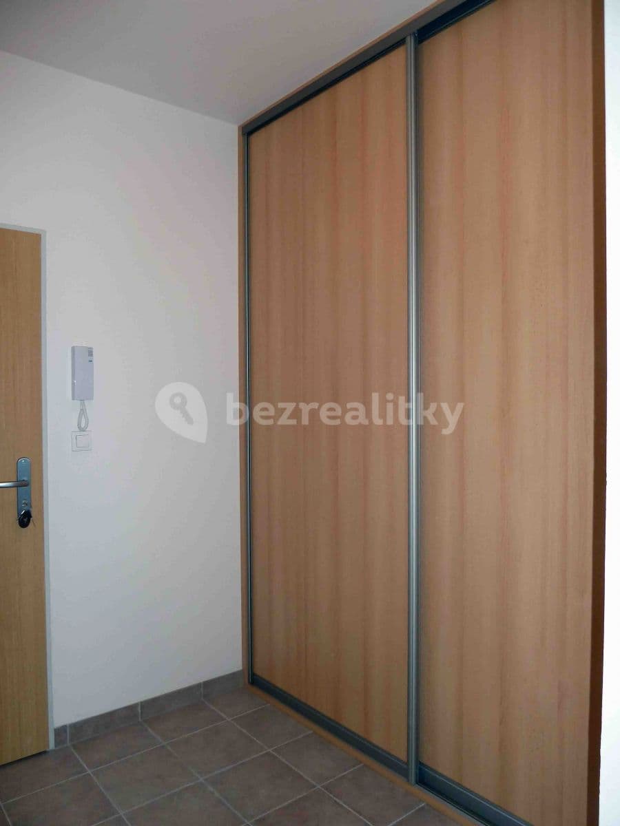 Studio flat to rent, 48 m², Podle Náhonu, Prague, Prague Studio flat to rent, 48 m², Podle Náhonu, Prague, Prague