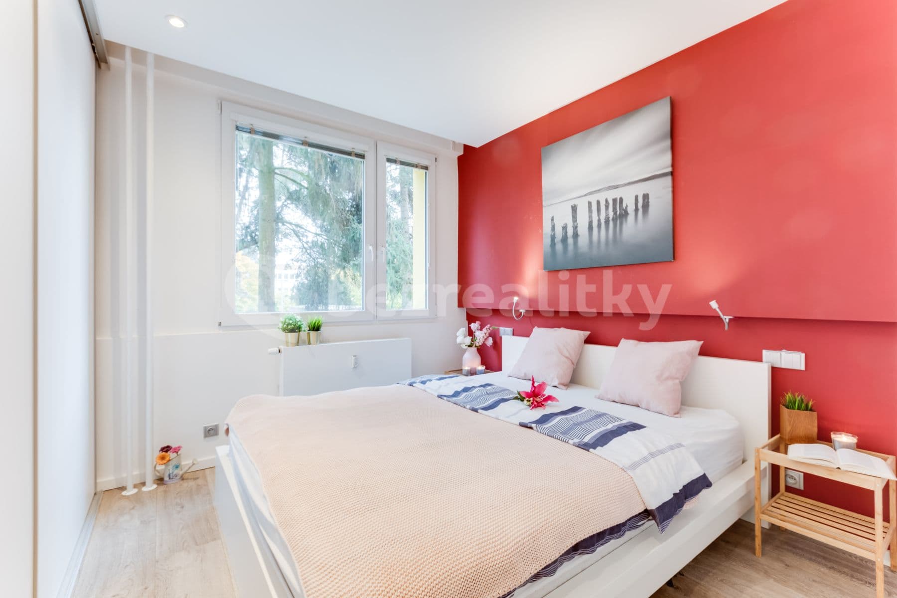 2 bedroom with open-plan kitchen flat to rent, 60 m², Pujmanové, Prague, Prague 2 bedroom with open-plan kitchen flat to rent, 60 m², Pujmanové, Prague, Prague