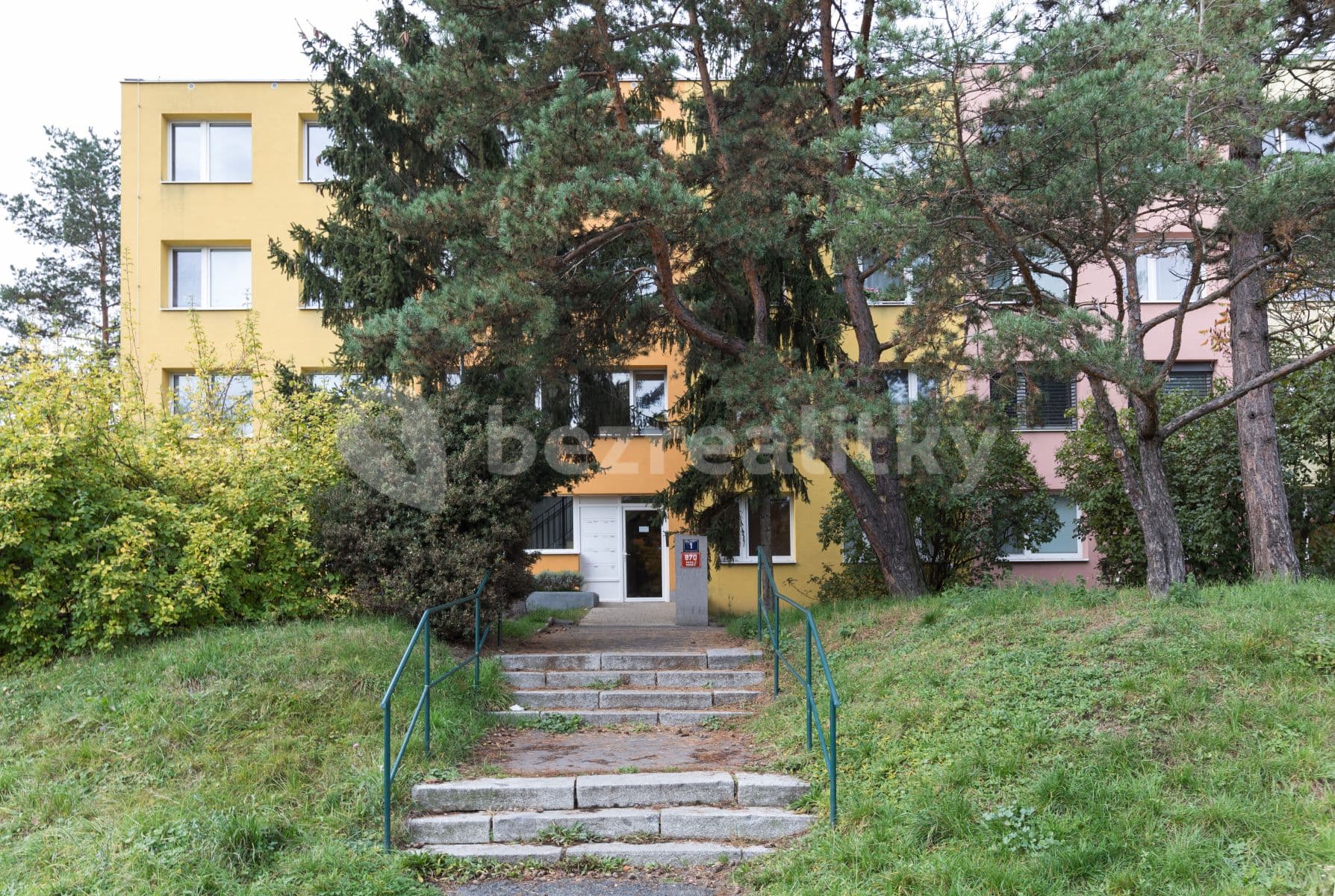 2 bedroom with open-plan kitchen flat to rent, 60 m², Pujmanové, Prague, Prague 2 bedroom with open-plan kitchen flat to rent, 60 m², Pujmanové, Prague, Prague