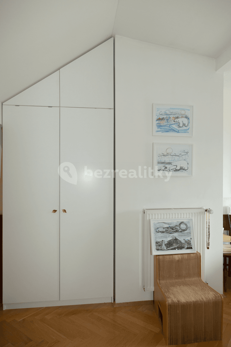 1 bedroom with open-plan kitchen flat to rent, 67 m², Plzeňská, Prague, Prague 1 bedroom with open-plan kitchen flat to rent, 67 m², Plzeňská, Prague, Prague