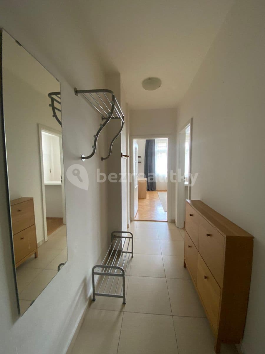 Studio flat to rent, 40 m², Táborská, Prague, Prague Studio flat to rent, 40 m², Táborská, Prague, Prague