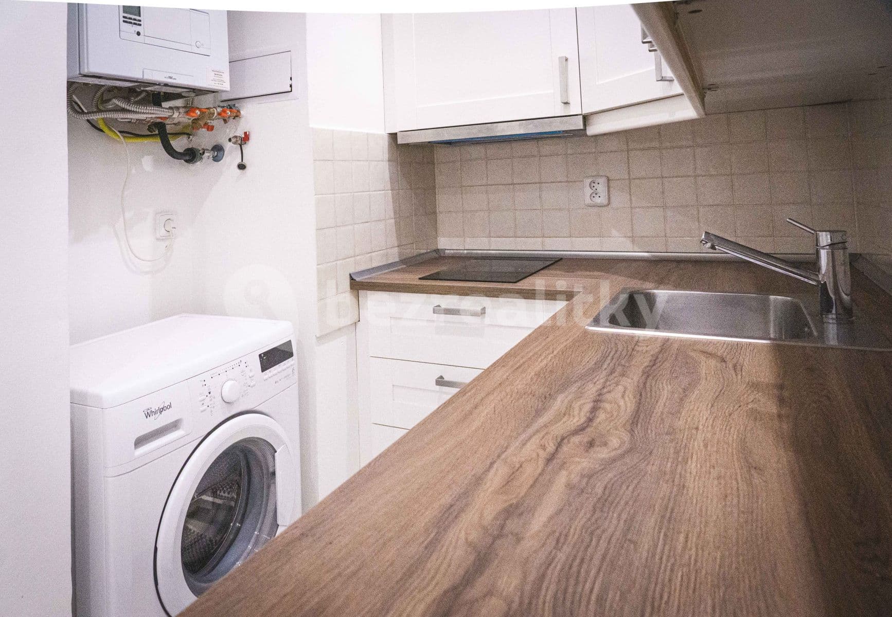 1 bedroom flat to rent, 30 m², Ruská, Prague, Prague 1 bedroom flat to rent, 30 m², Ruská, Prague, Prague