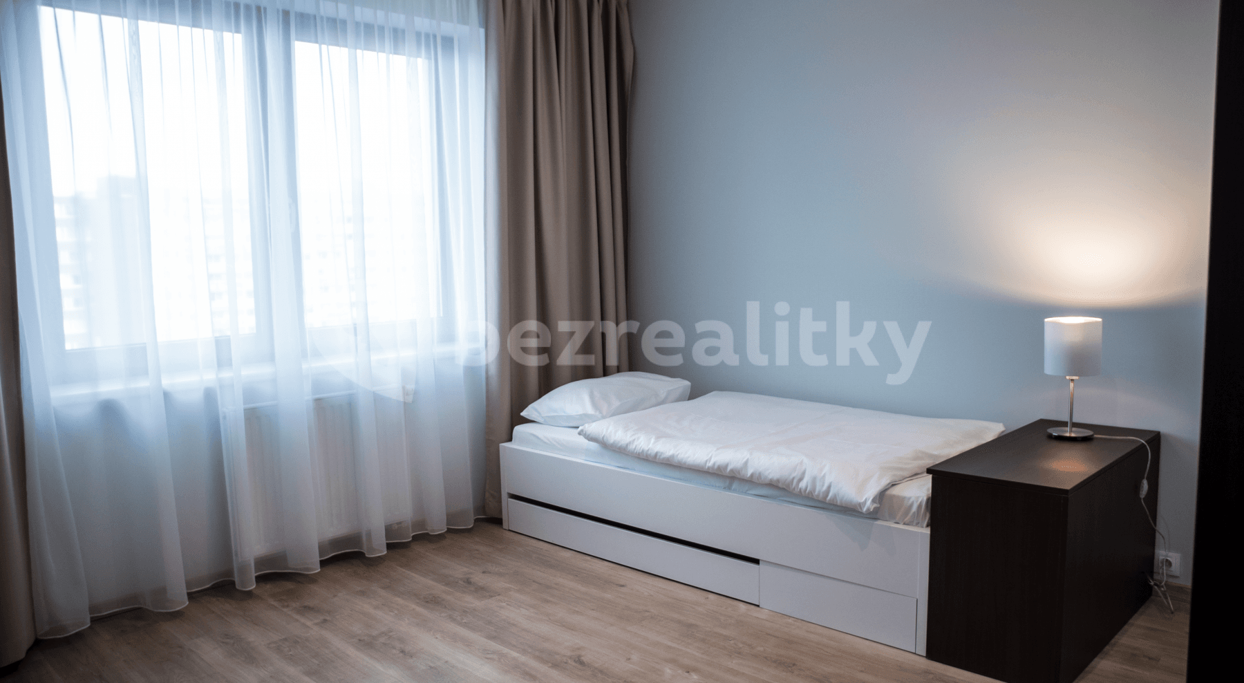 2 bedroom flat to rent, 42 m², Mukařovského, Prague, Prague 2 bedroom flat to rent, 42 m², Mukařovského, Prague, Prague