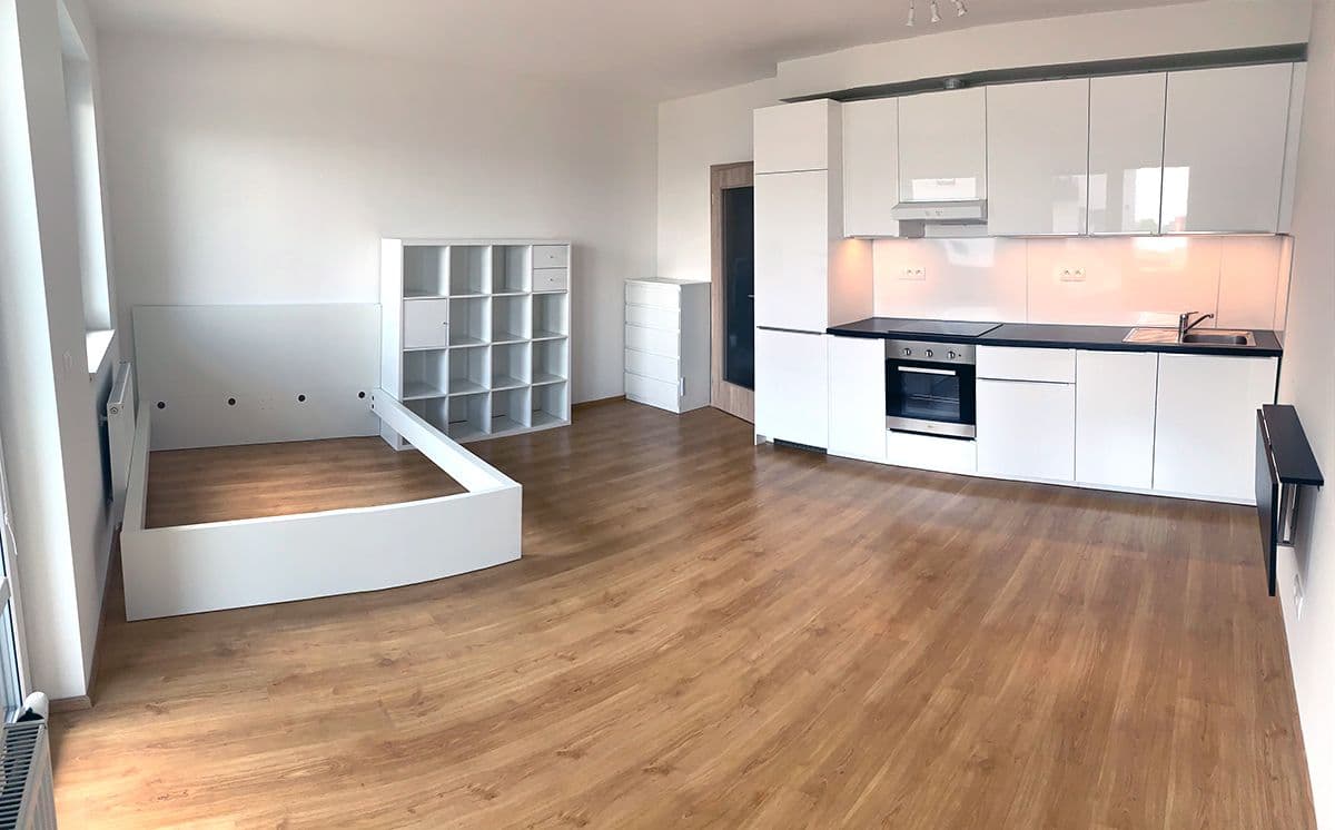 Studio flat to rent, 36 m², Škrábkových, Prague, Prague Studio flat to rent, 36 m², Škrábkových, Prague, Prague