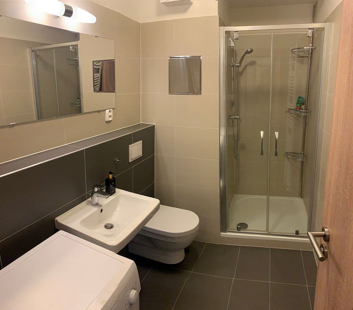 Studio flat to rent, 36 m², Škrábkových, Prague, Prague Studio flat to rent, 36 m², Škrábkových, Prague, Prague