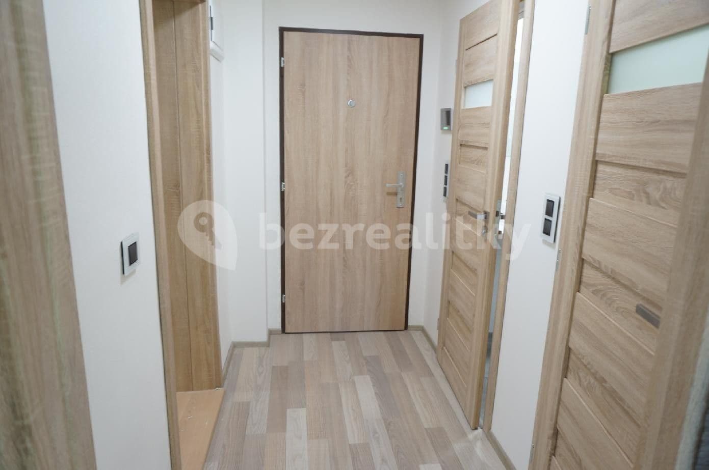 2 bedroom flat to rent, 61 m², Na Líše, Prague, Prague
