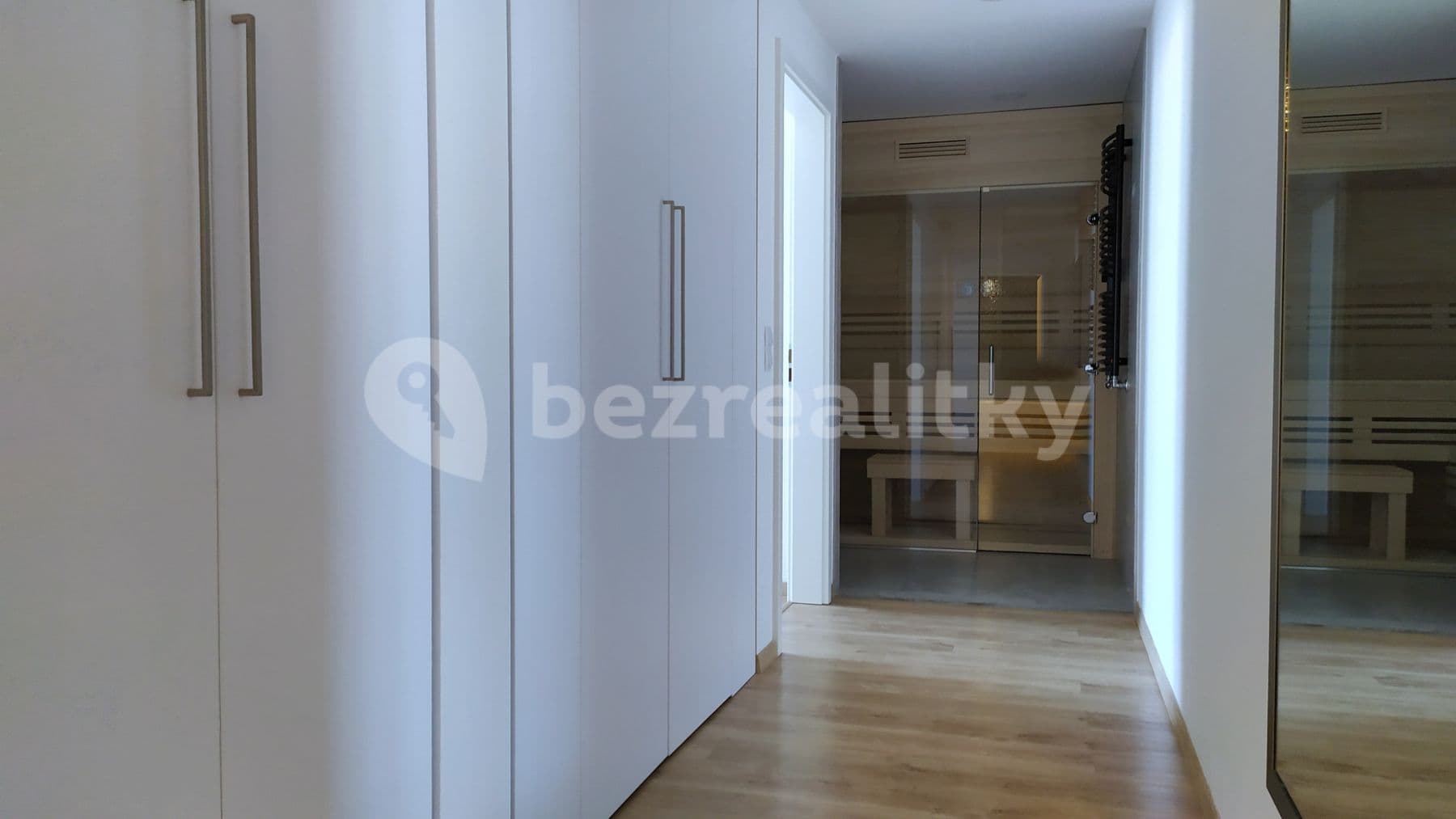 1 bedroom with open-plan kitchen flat to rent, 70 m², Mukařovského, Prague, Prague 1 bedroom with open-plan kitchen flat to rent, 70 m², Mukařovského, Prague, Prague