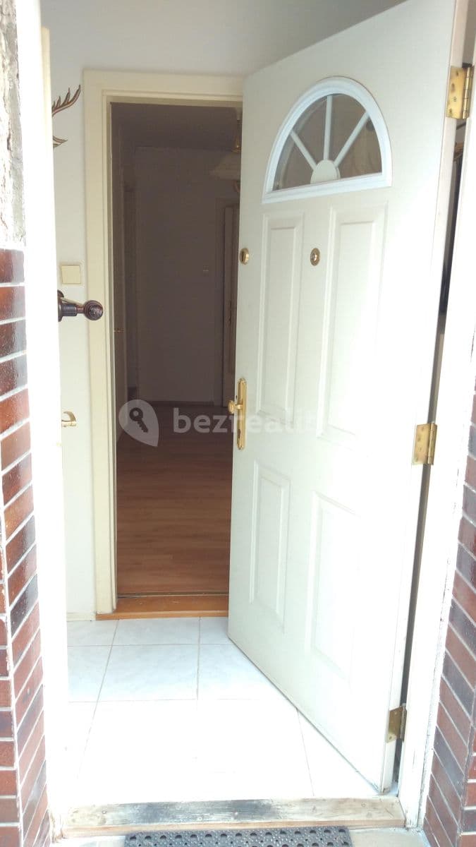 2 bedroom with open-plan kitchen flat to rent, 65 m², Pomezní, Brno, Jihomoravský Region 2 bedroom with open-plan kitchen flat to rent, 65 m², Pomezní, Brno, Jihomoravský Region