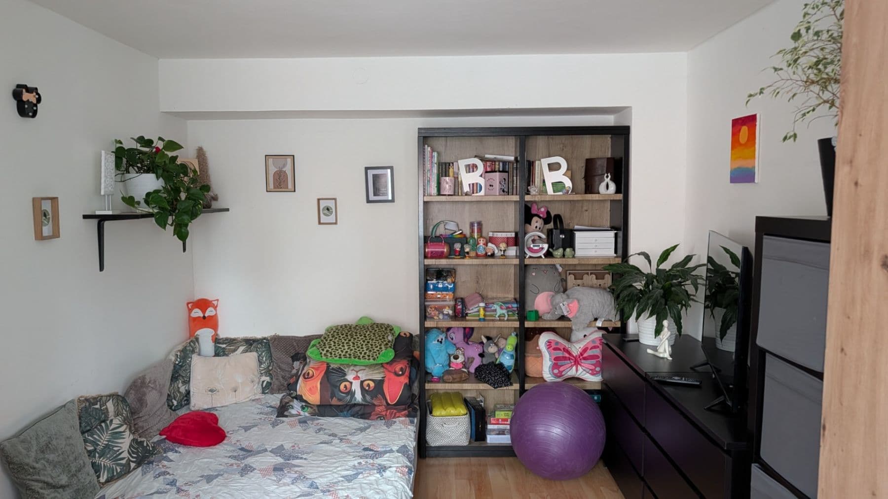 2 bedroom with open-plan kitchen flat to rent, 65 m², Pomezní, Brno, Jihomoravský Region 2 bedroom with open-plan kitchen flat to rent, 65 m², Pomezní, Brno, Jihomoravský Region