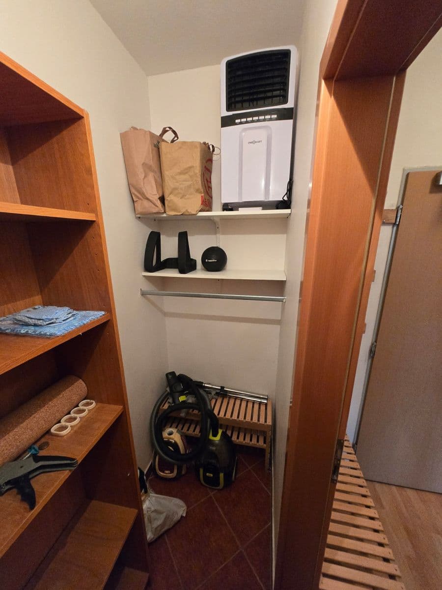 Studio flat to rent, 38 m², Kabešova, Prague, Prague Studio flat to rent, 38 m², Kabešova, Prague, Prague