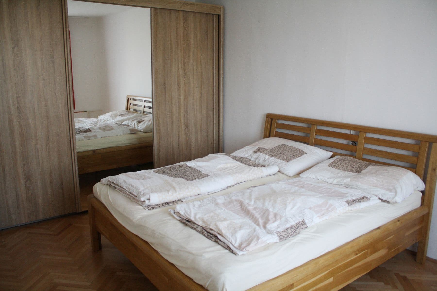 1 bedroom with open-plan kitchen flat to rent, 56 m², Brojova, Plzeň, Plzeňský Region 1 bedroom with open-plan kitchen flat to rent, 56 m², Brojova, Plzeň, Plzeňský Region