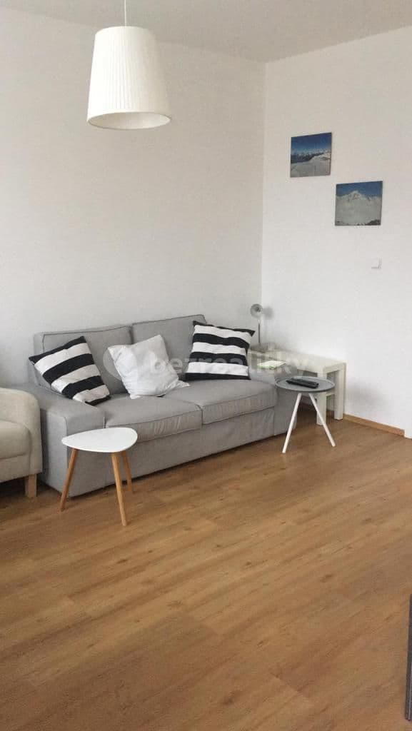 1 bedroom with open-plan kitchen flat to rent, 72 m², Patočkova, Prague, Prague 1 bedroom with open-plan kitchen flat to rent, 72 m², Patočkova, Prague, Prague
