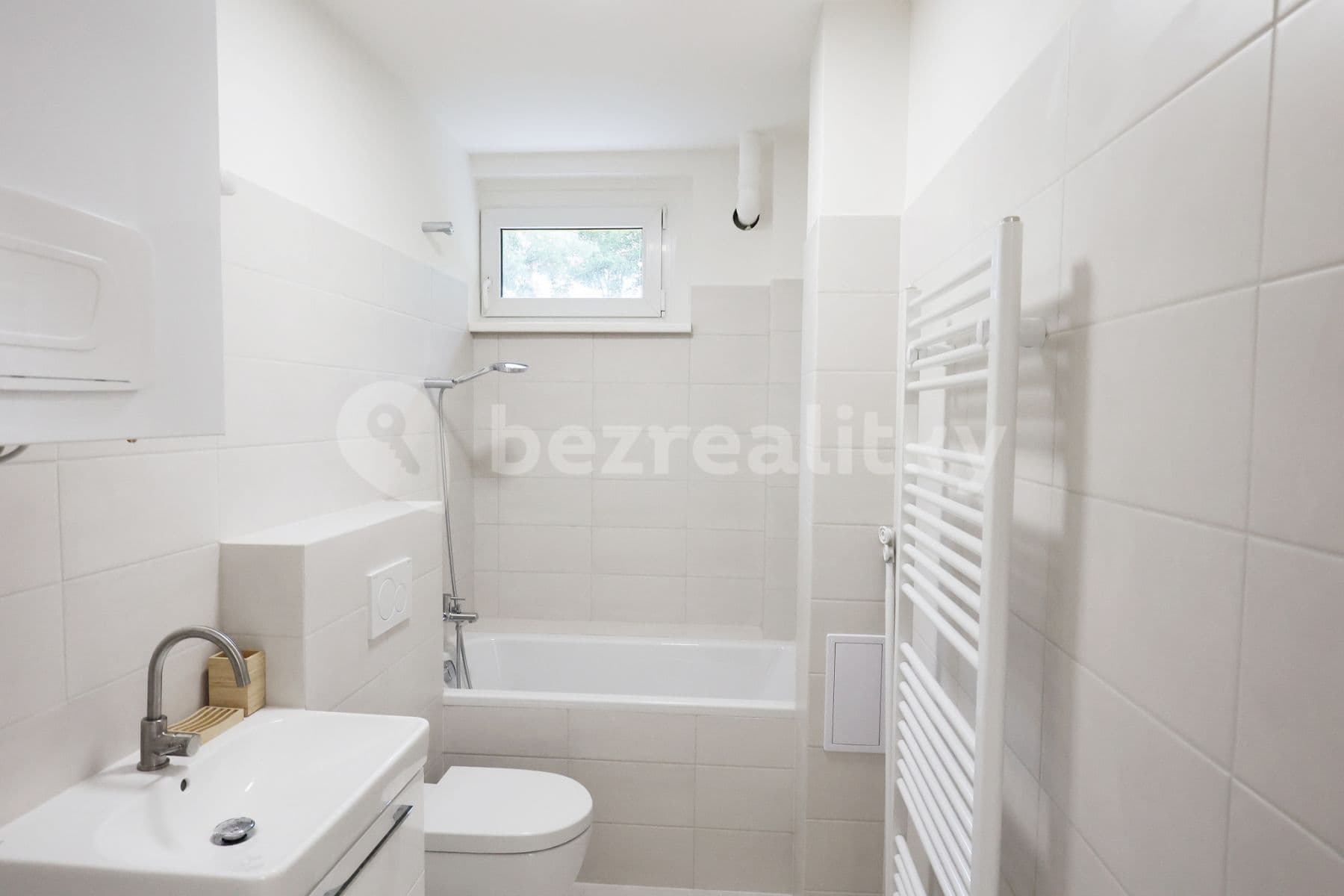 2 bedroom flat to rent, 42 m², Humpolecká, Prague, Prague 2 bedroom flat to rent, 42 m², Humpolecká, Prague, Prague