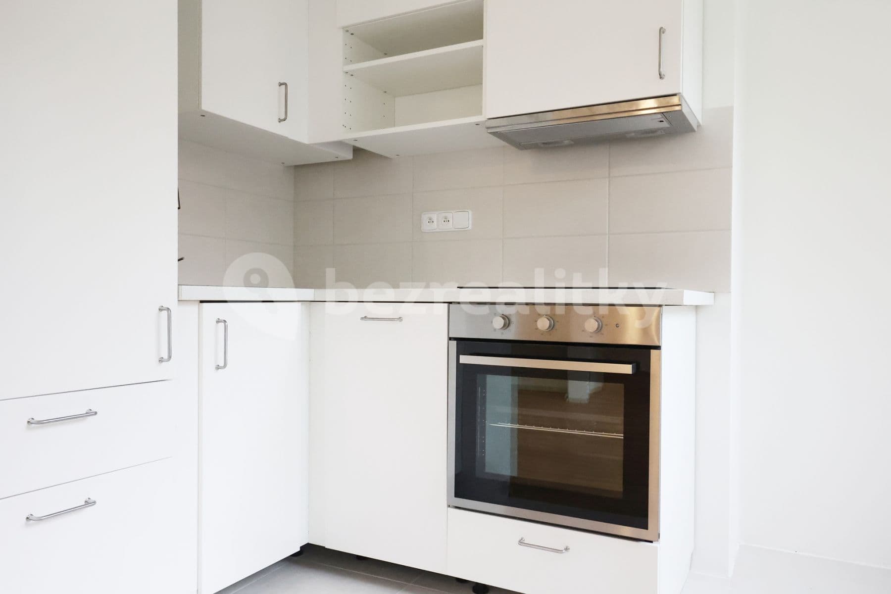 2 bedroom flat to rent, 42 m², Humpolecká, Prague, Prague 2 bedroom flat to rent, 42 m², Humpolecká, Prague, Prague