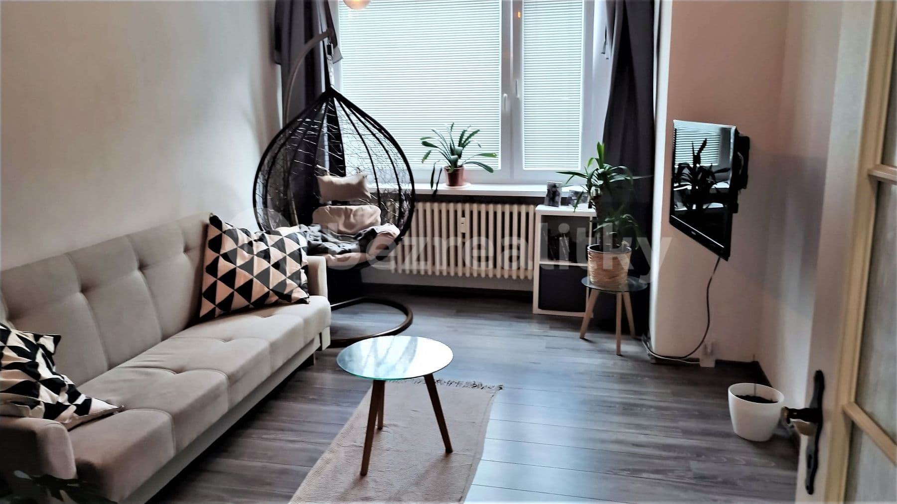 3 bedroom flat to rent, 69 m², Steinerova, Prague, Prague 3 bedroom flat to rent, 69 m², Steinerova, Prague, Prague