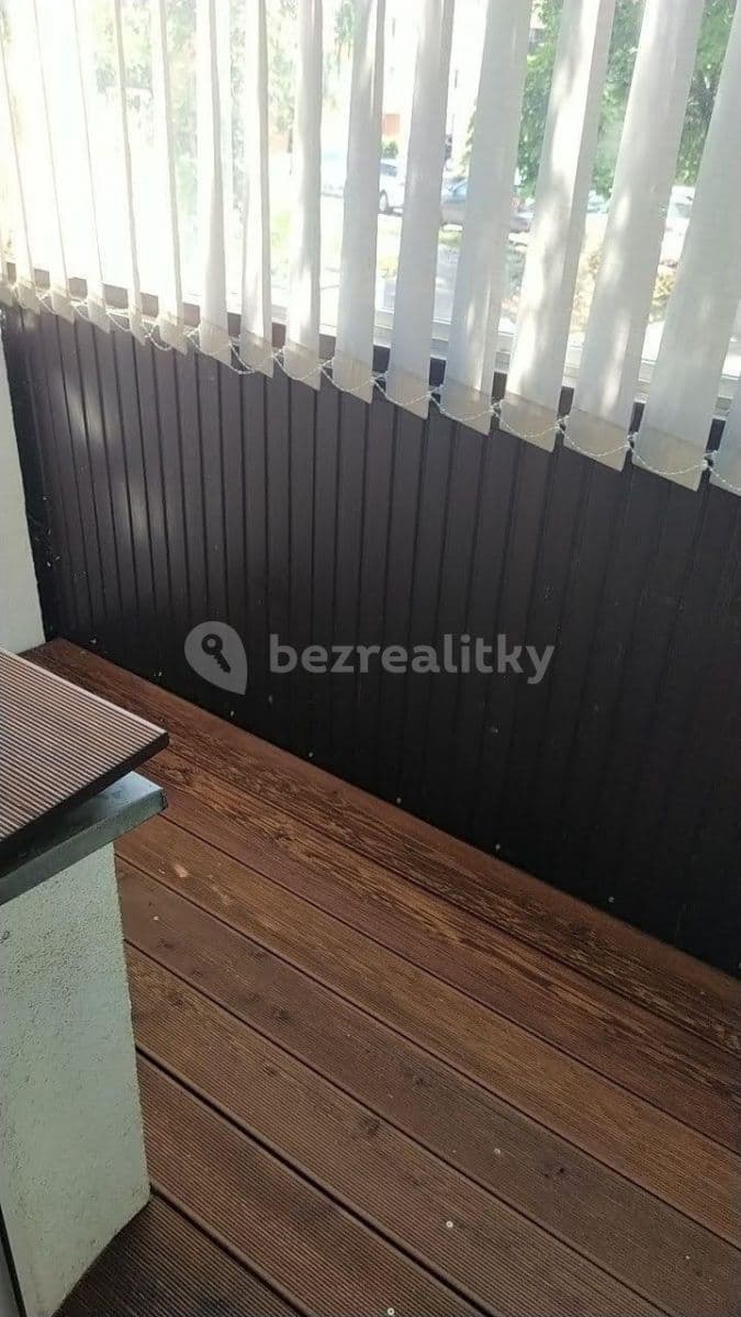 3 bedroom flat to rent, 69 m², Steinerova, Prague, Prague 3 bedroom flat to rent, 69 m², Steinerova, Prague, Prague