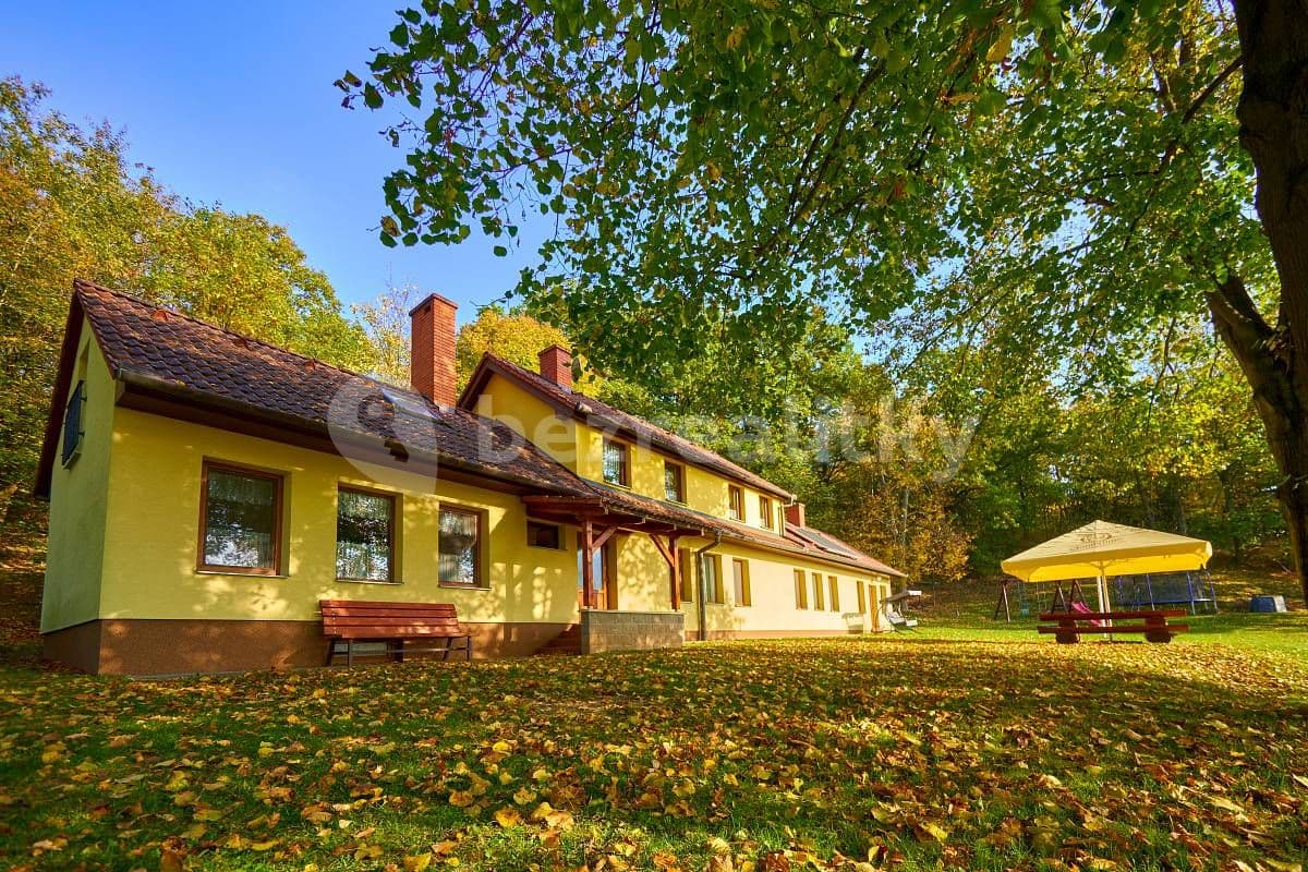 recreational property to rent, 0 m², Knínice u Boskovic, Jihomoravský Region recreational property to rent, 0 m², Knínice u Boskovic, Jihomoravský Region