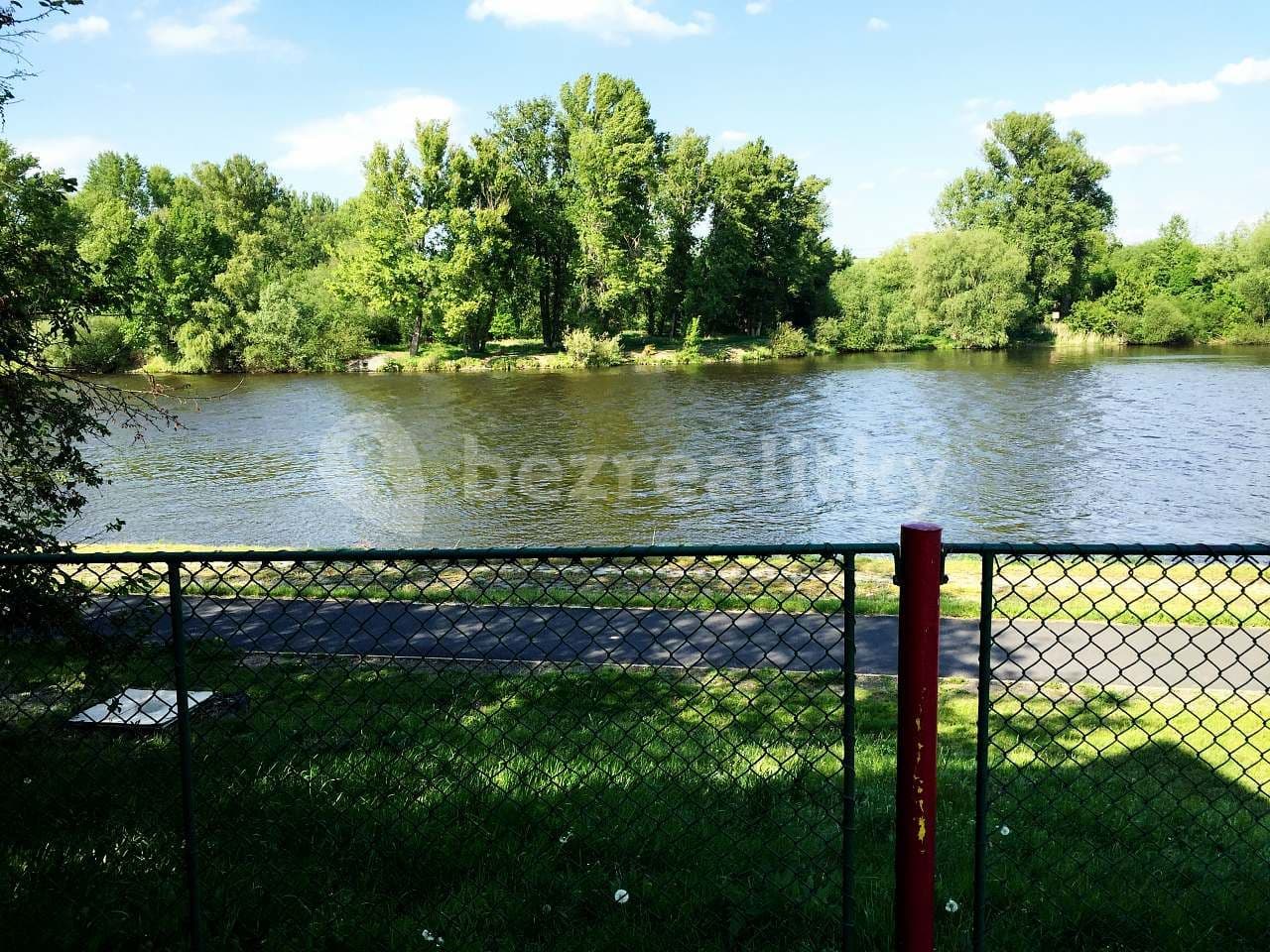 recreational property to rent, 0 m², Horní Počaply, Středočeský Region recreational property to rent, 0 m², Horní Počaply, Středočeský Region