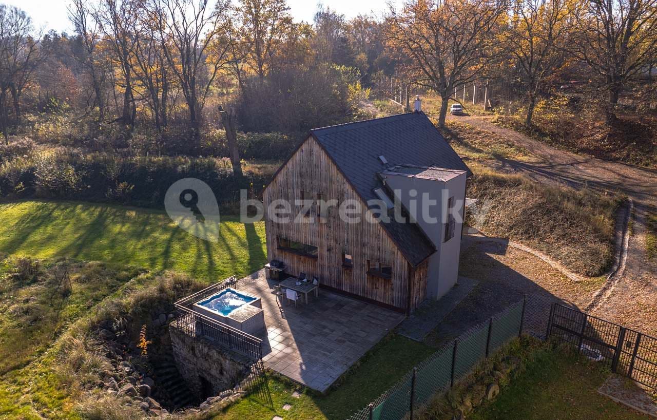 recreational property to rent, 0 m², Lešany, Středočeský Region recreational property to rent, 0 m², Lešany, Středočeský Region