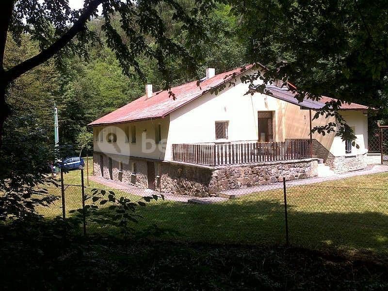 recreational property to rent, 0 m², Branov, Středočeský Region recreational property to rent, 0 m², Branov, Středočeský Region
