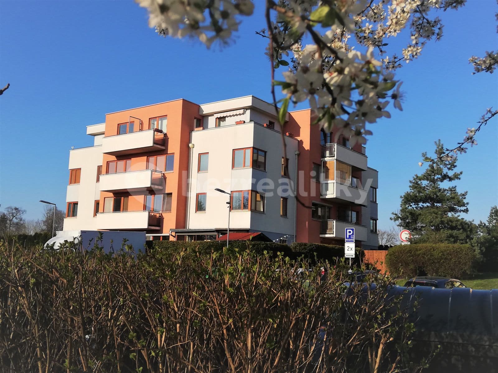 1 bedroom with open-plan kitchen flat to rent, 55 m², V Kuťatech, Prague, Prague 1 bedroom with open-plan kitchen flat to rent, 55 m², V Kuťatech, Prague, Prague