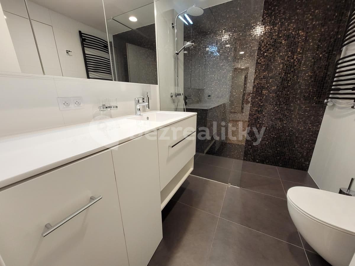 1 bedroom with open-plan kitchen flat to rent, 50 m², Mukařovského, Prague, Prague 1 bedroom with open-plan kitchen flat to rent, 50 m², Mukařovského, Prague, Prague