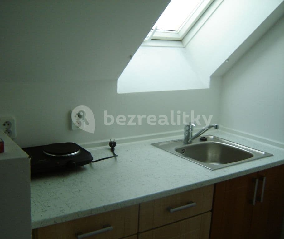 Studio flat to rent, 32 m², K Třebonicům, Prague, Prague Studio flat to rent, 32 m², K Třebonicům, Prague, Prague